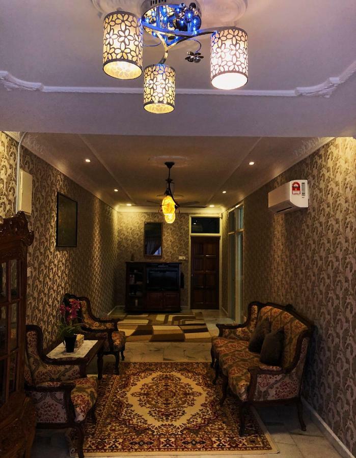 Holiday home Bayan Baru @ Taman Sri Nibong *